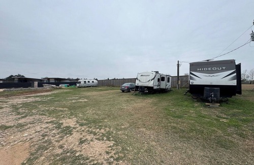 Round Top House | RV Spot #3 @ The Halles