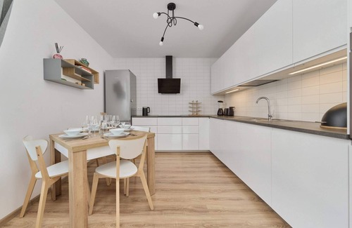 Psie Pole Apartment | Rychtalska 20 | Stylish Apartment | Parking