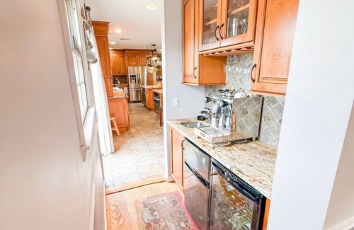 Lake Ronkonkoma House | RYDER CUP ACCOMMODATION <30 minutes. CONCIERGE SERVICES AVAILABLE