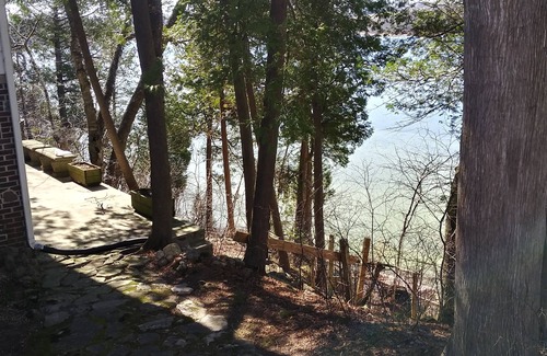 Cascade House | RYDER CUP WISCONSIN LAKEFRONT HOUSE WITH ROOM FOR 12