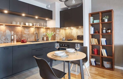 Zoliborz Apartment | Rydygiera 6 Elegant Apartment Parking