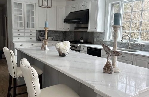 Rye Beach House | Rye Beach Estate - less than a mile to Jenness beach !