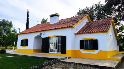 Gambia-Pontes-Alto da Guerra House | São Cristóvão Farmhouse Setúbal