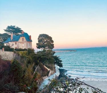 Pleudihen-sur-Rance House | Séjour Bucolique Sur les Bords de Rance