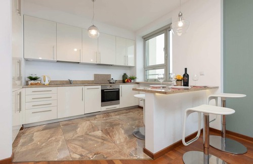 Muranow Apartment | Słomińskiego 5 | Near Dworzec Gdański | 2 Bedroom