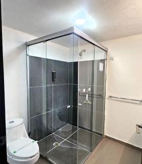 Ciudad Lopez Mateos Apartment | S05 SUITE DOBLE CAMA MATRIMONIAL Premium Frente al TEC CEM con Cocineta WiFi Balcón Parking Terraza