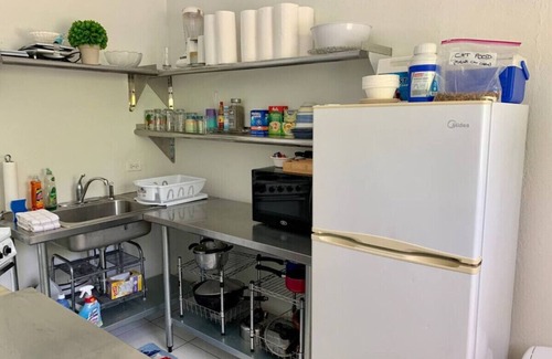 West Bay Apartment | S4 BP | Steps to Beach | Free upgrade stay <30 Oct