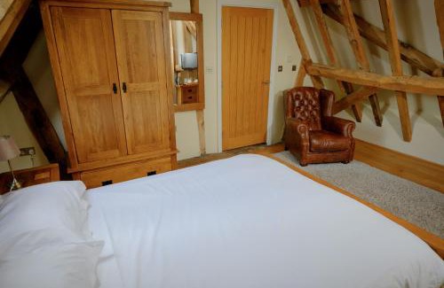 South Leigh Bed & Breakfast | Sabine Barn