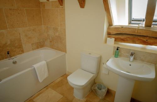 South Leigh Bed & Breakfast | Sabine Barn