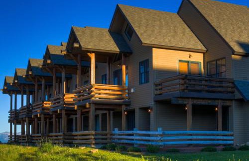 Saddle Ridge House | Saddle Ridge Townhome I-5