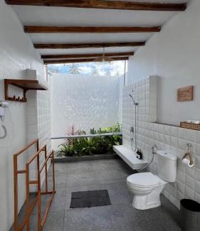 Telukbakau Resort | Sadi Beach House