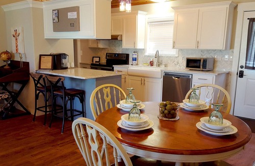 Battiest Cabin | Safari on Glover River: Sleeps 6, Hot Tub, Glover River, Fireplace, Canoe