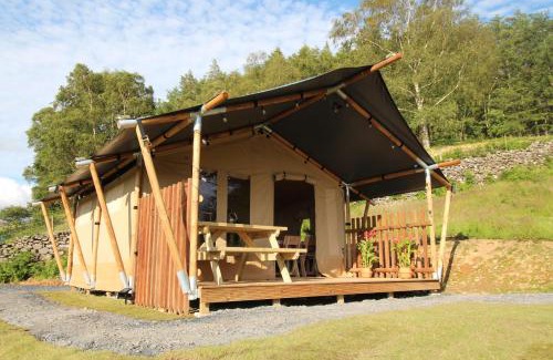 Dolgellau Other | Safari Tent with Hot Tub in heart of Snowdonia