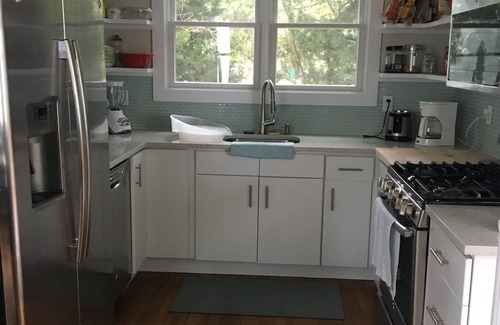 Town of Southold Town House | Safe Family Fun, steps from Veteran's Beach