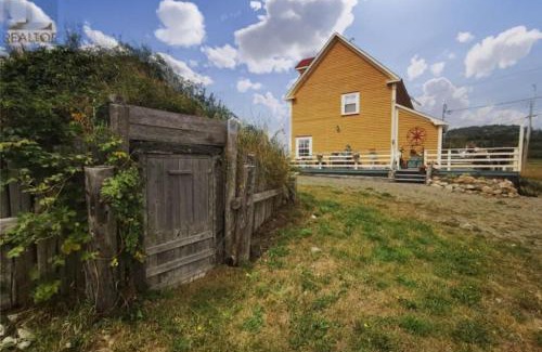 Twillingate House | Saffron House