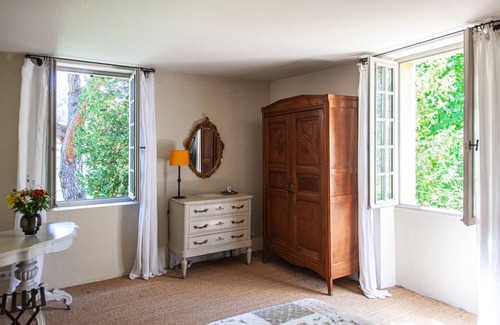 Malaucene Bed & Breakfast | Safre Prieuré La Madelène: bed and breakfast in Provence at the foot of the Ventoux mountains