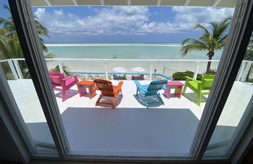 Spanish Wells House | SAILBEACH Use your Laptop to book.