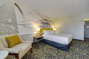 Airport Township Hotel | Saint Louis Airport Hotel