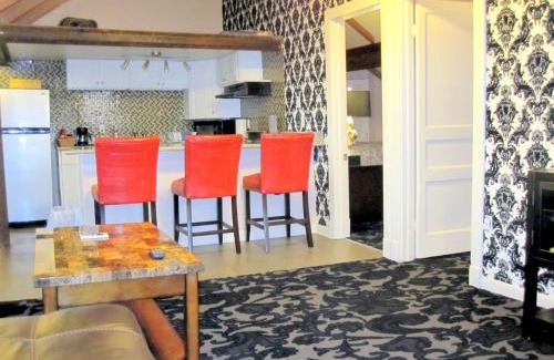 French Quarter Hotel | Saint Philip Residence