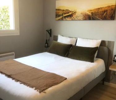 Sainte-Cecile-Plage Apartment | sainte cecile