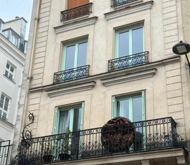 6th Arrondissement Apartment | SaintGermainByCecile - Luxueux 2 pièces AC Ambre