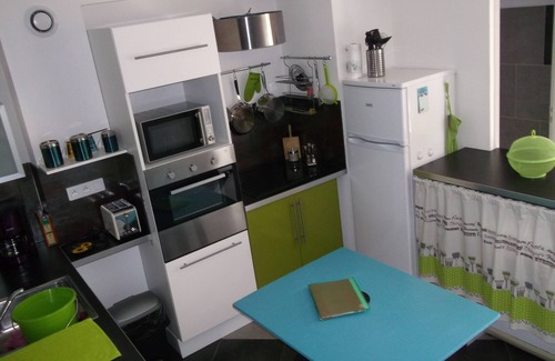 Montpellier de Medillan House | SAINTONGE ROMANE Indoor heated pool