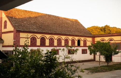 Pleternica House | Salaš 318 - B&B Farm Experience
