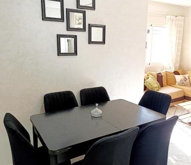 Sala Al Jadida Apartment | Sala Al Jadida - Appartement meublé à 5 min de Technopolis et 13 min de l'aéroport