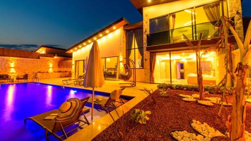 Faralya Villa | Salih - 2 Bedroom with jacuzzi in Kalkan Çayköy