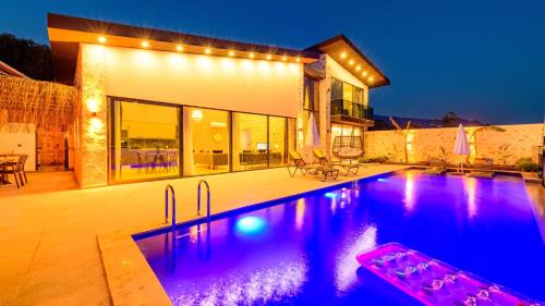 Faralya Villa | Salih - 2 Bedroom with jacuzzi in Kalkan Çayköy