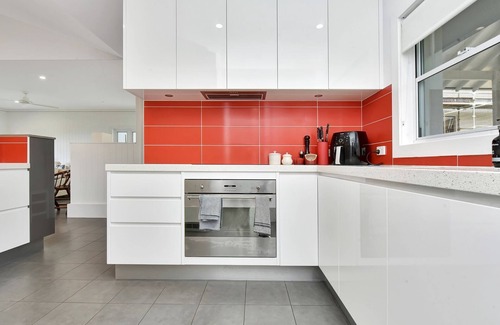 Port Stephens Council House | Salt and Serenity - A modern property with ocean views