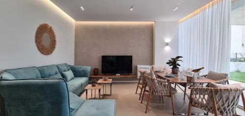 Jala House | Salt n Blue Villa Palase