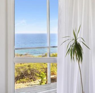 Peppermint Grove Beach House | Salt & Peppermint - Beachfront Escape with Stunning Views