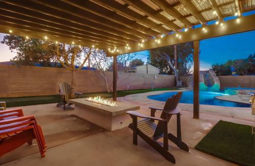 Lincoln Acres House | Salt Water Pool & Mini Golf Close to Downtown