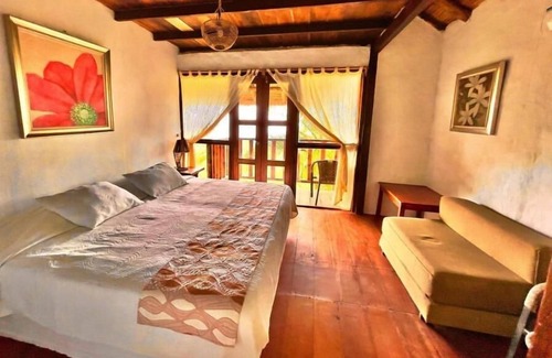 Comuna San Jose Cabin | Samai Lodge Holistic Living