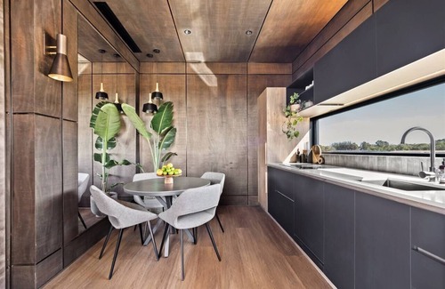 Wonnerup Ski Chalet | Samphire Chalet Banksia A Serene Natural Beauty