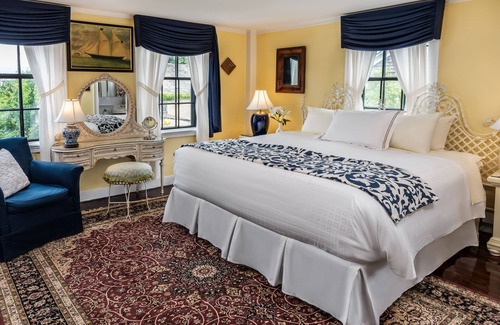 Yachting Village Bed & Breakfast | Samuel Durfee House B&B