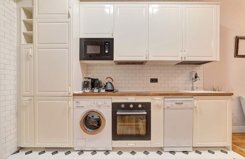 Pamplona City Centre Apartment | San Fermín from the heart of Pamplona: Elegant apartment in the center of the city