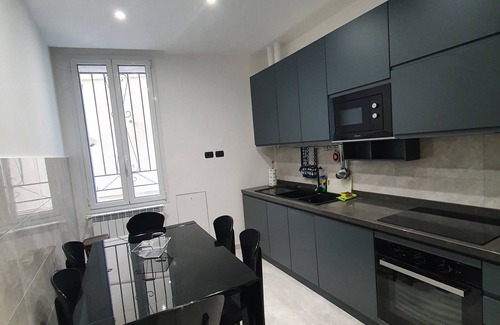 Sanremo Apartment | San Remo center 6/7 beds behind the beaches