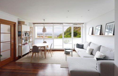 Orio Apartment | San Sebastian Orio apartment on the beach garage