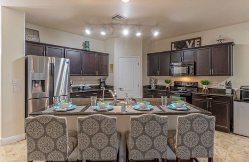 Circle Cross Ranch House | San Tan Valley: Ideal for Golfers/Hikers/Bikers, Pvt Htd POOL, Spa, Covered Patio, 2 Bikes