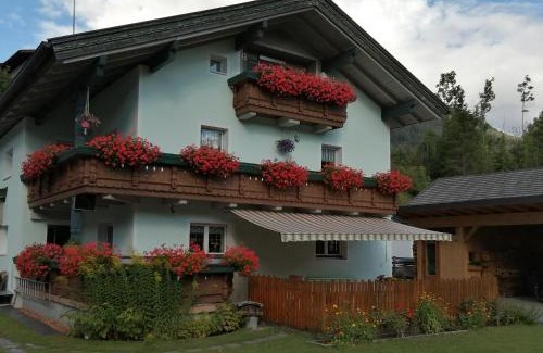 Stanzach Apartment | Sand 4