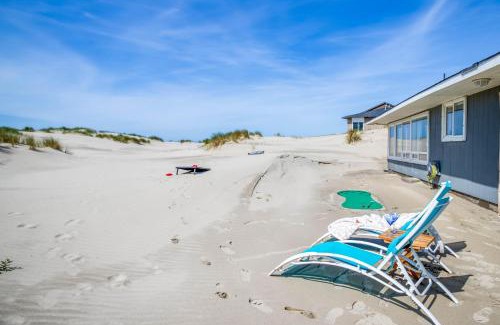 Bayshore House | Sand and Sky