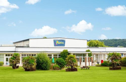 Weston-super-Mare Resort | Sand Bay Holiday Village - Adults Only