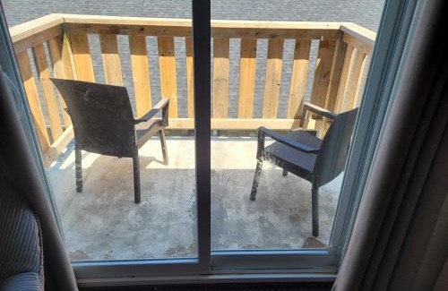Port Elgin Apartment | Sand Castle Suites Motel