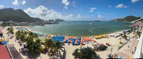 Philipsburg Boardwalk Apartment | Sand & Sea