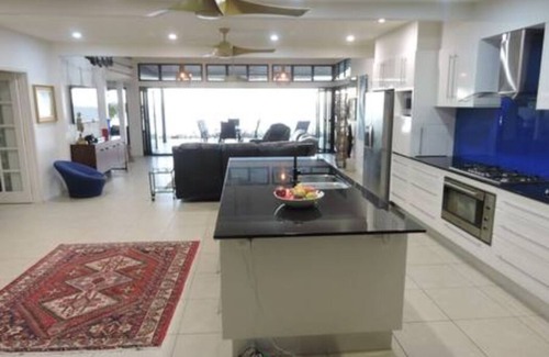 Machans Beach House | Sandcastle Retreat - Cairns Beaches