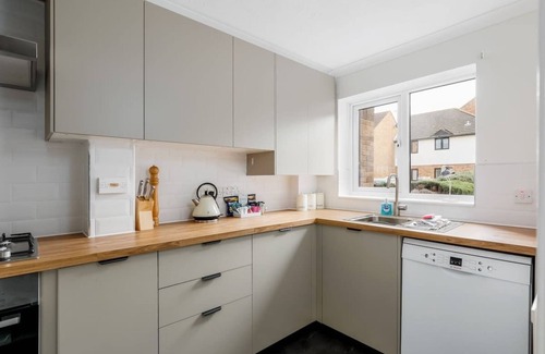 Poole House | Sanderling - Close to Poole Quay and Baiter Park