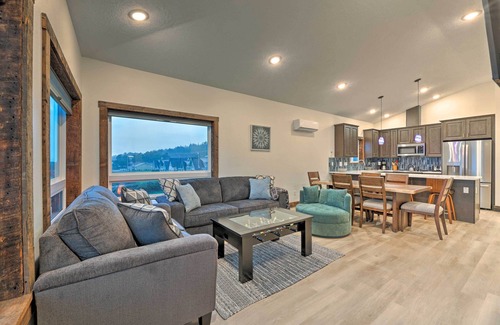 Waldport Cottage | Sanderling Sea Cottages, Unit 5 w/Ocean Views!