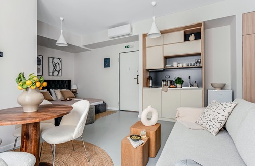Piraeus Apartment | Sanders Port - Humble Studio Near Piraeus Port